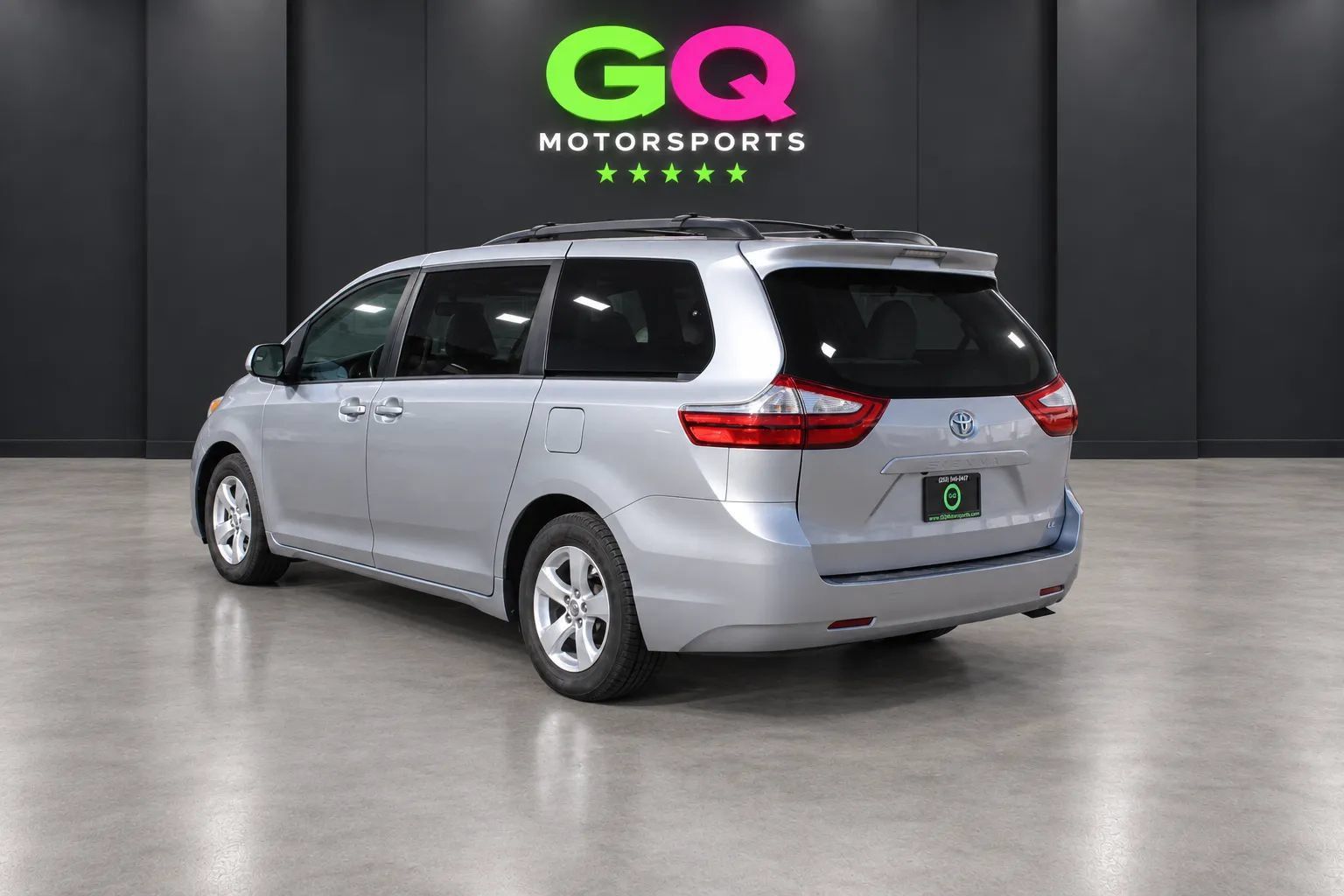 Used 2016 Toyota Sienna LE FWD image 5