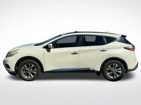 Used 2016 Nissan Murano SV image 3
