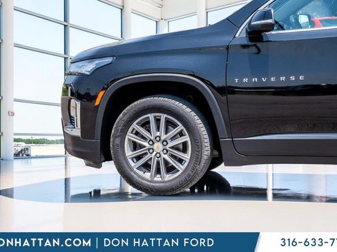 Used 2023 Chevrolet Traverse LT AWD/4WD image 39