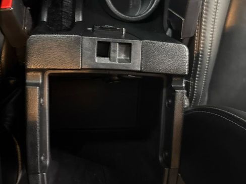 Used 2017 Jeep Wrangler Unlimited Rubicon image 24