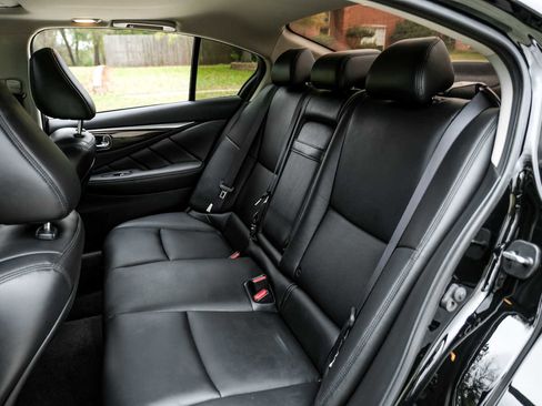 Used 2018 INFINITI Q50 Luxe w/ Essential Package (3.0T Luxe) image 39