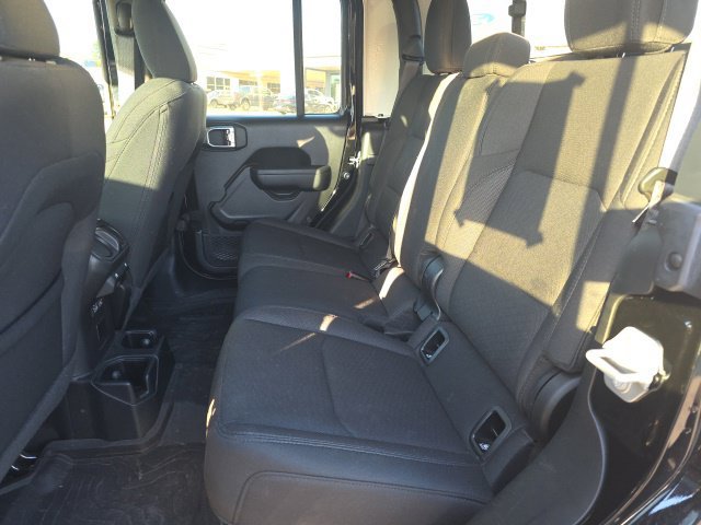 Used 2022 Jeep Gladiator Sport AWD/4WD image 10