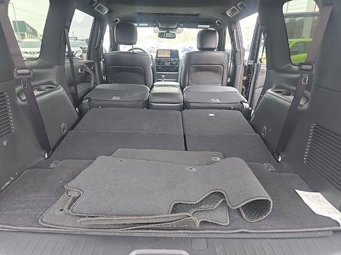 Used 2024 Nissan Armada SL w/ Midnight Edition Package image 34