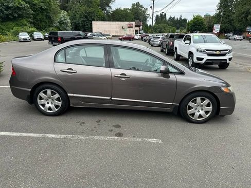 Used 2010 Honda Civic LX image 4