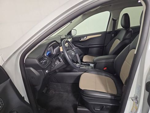 Used 2022 Ford Escape Titanium w/ Titanium Elite Package AWD/4WD image 13