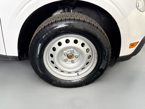 Used 2022 Ford Maverick XL FWD image 31