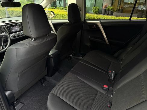 Used 2018 Toyota RAV4 LE w/ All Weather Liner Package AWD/4WD image 13