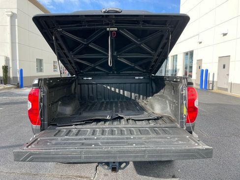Used 2016 Toyota Tundra SR5 image 41