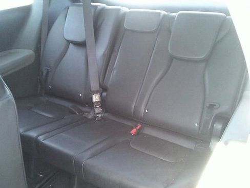 Used 2025 Kia Carnival image 11