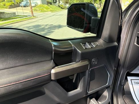 Used 2020 Ford F150 Lariat w/ Equipment Group 502A Luxury AWD/4WD image 13