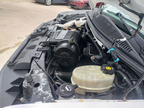 Used 2017 Chevrolet Express 2500 LS image 19