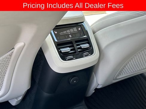 Used 2024 Volvo XC90 T8 Ultimate w/ Protection Package AWD/4WD image 13