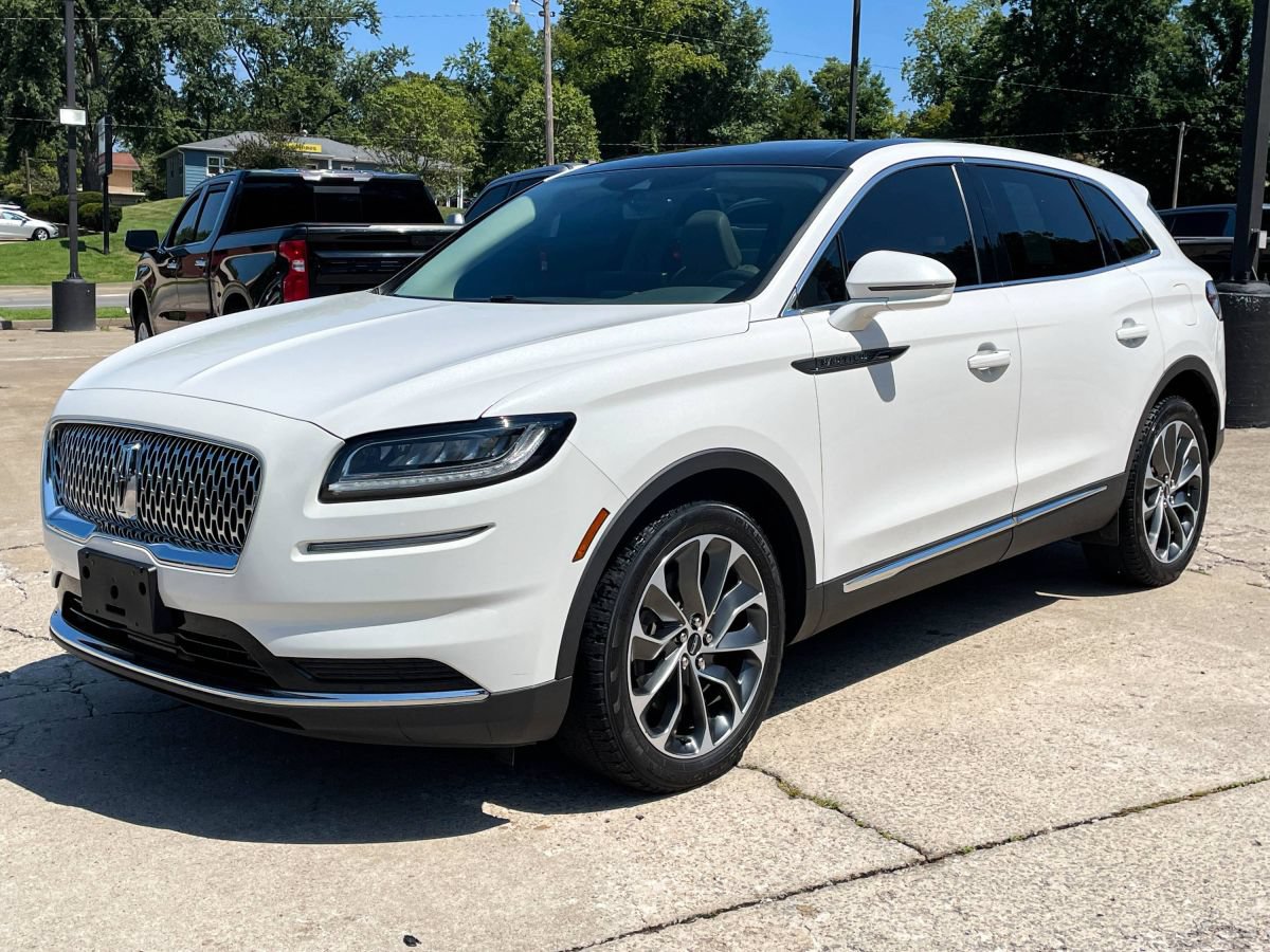 Used 2021 Lincoln Nautilus Reserve AWD/4WD image 1