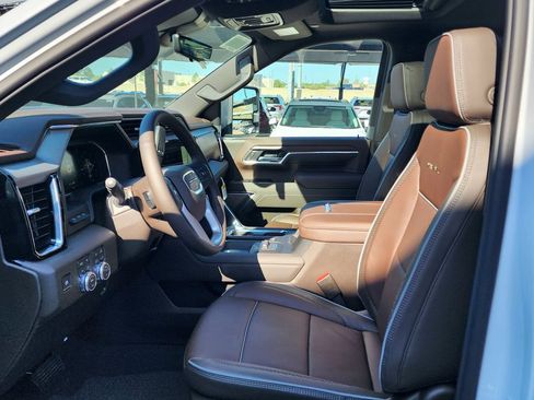 New 2026 GMC Sierra 2500 Denali w/ Denali Reserve Package image 18