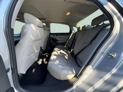 Used 2020 Honda Accord EX-L image 21
