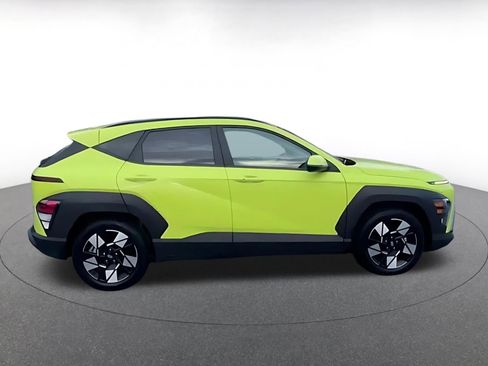 Used 2025 Hyundai Kona SEL image 12