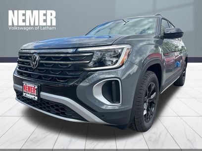 New 2026 Volkswagen Atlas Peak Edition