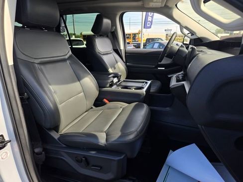 Used 2025 Ford Expedition Max Active AWD/4WD image 20