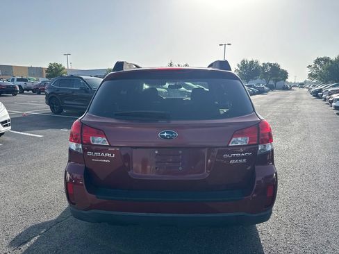Used 2012 Subaru Outback 2.5i Premium AWD/4WD image 11
