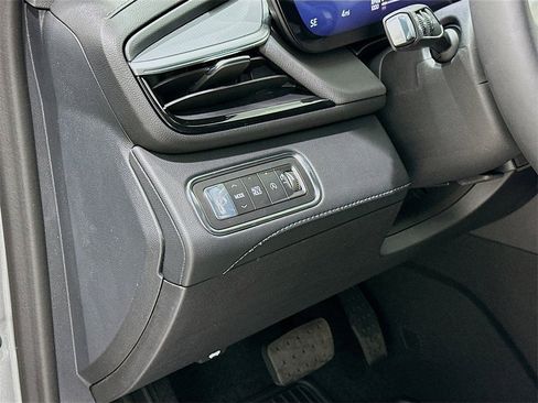 New 2026 Buick Enclave Sport Touring w/ Power Package image 10