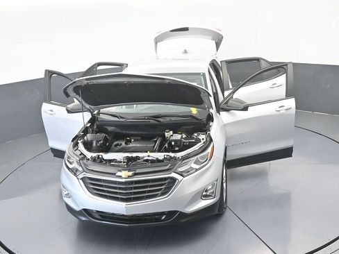 Used 2020 Chevrolet Equinox LS image 67