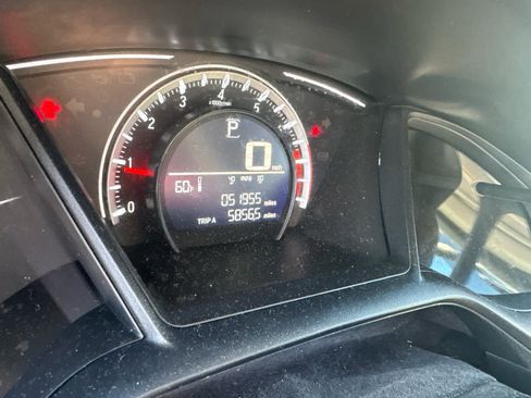 Used 2018 Honda Civic LX image 8