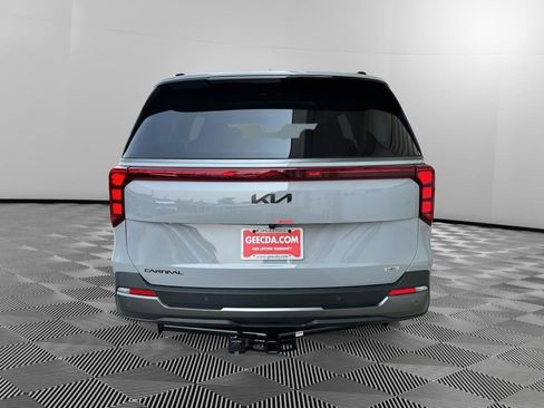 New 2027 Kia Carnival SX w/ Dark Edition Package FWD image 5