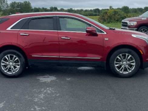 Used 2023 Cadillac XT5 Premium Luxury w/ LPO, Floor Liner Package AWD/4WD image 4