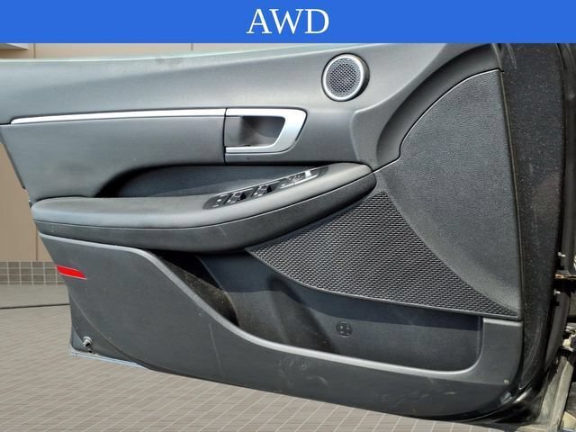 Used 2025 Hyundai Sonata SEL AWD/4WD image 29