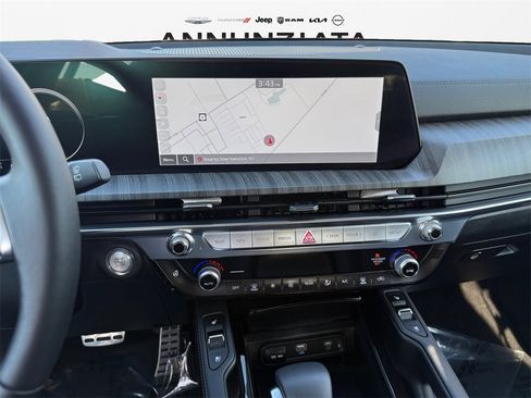 New 2025 Kia Telluride SX w/ SX Captain's Chair Package image 13