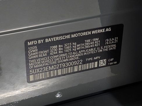 Used 2026 BMW X7 xDrive40i w/ M Sport Package image 42