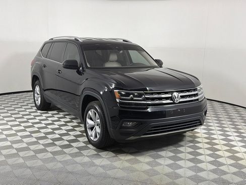 Used 2018 Volkswagen Atlas SE FWD image 3
