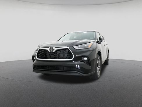New 2026 Toyota Highlander XLE AWD/4WD image 32
