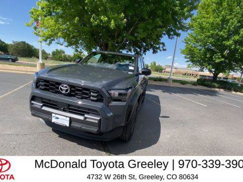 Certified 2025 Toyota 4Runner TRD Off-Road Premium AWD/4WD image 2