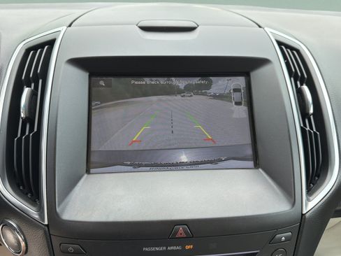 Used 2015 Ford Edge Titanium w/ Equipment Group 301A FWD image 13