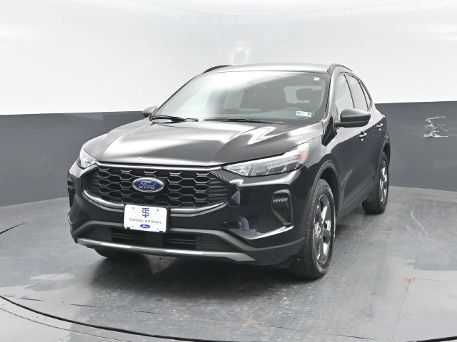 Certified 2025 Ford Escape ST-Line AWD/4WD image 21