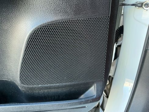 Used 2015 Toyota RAV4 XLE image 27