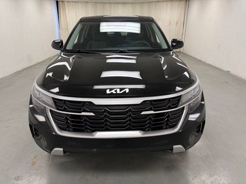 Used 2025 Kia Seltos LX AWD/4WD image 8
