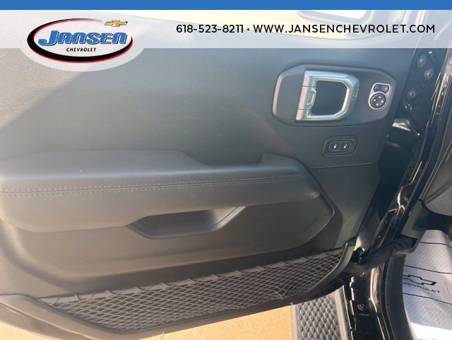 Used 2021 Jeep Wrangler Unlimited Sahara AWD/4WD image 11