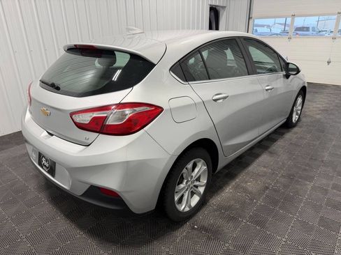 Used 2019 Chevrolet Cruze LT image 7