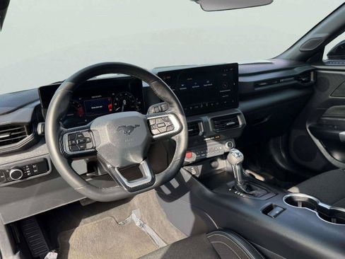 Used 2024 Ford Mustang Coupe RWD image 23