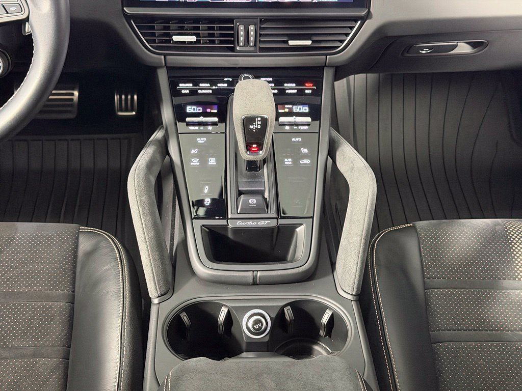 Certified 2023 Porsche Cayenne Turbo GT AWD/4WD image 43