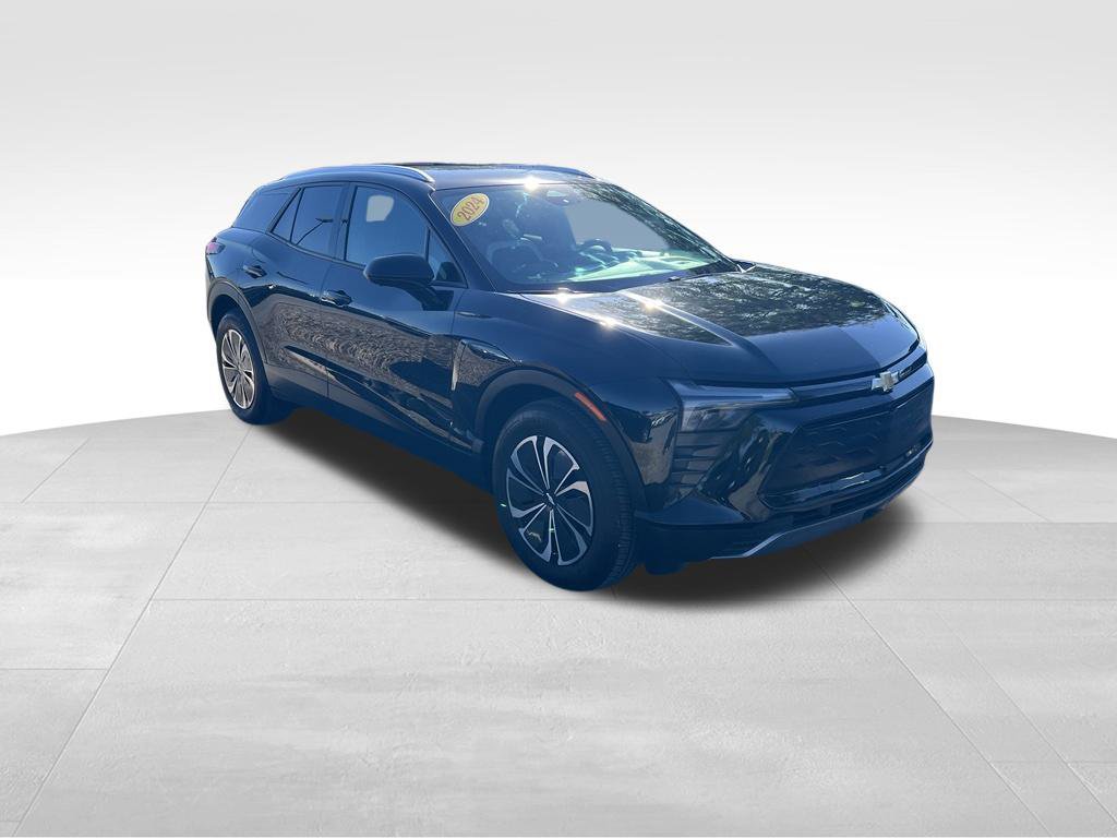 Used 2024 Chevrolet Blazer EV LT AWD/4WD image 9