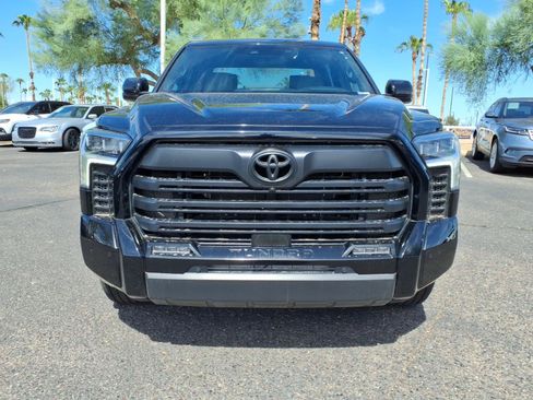 Used 2025 Toyota Tundra Limited AWD/4WD image 2