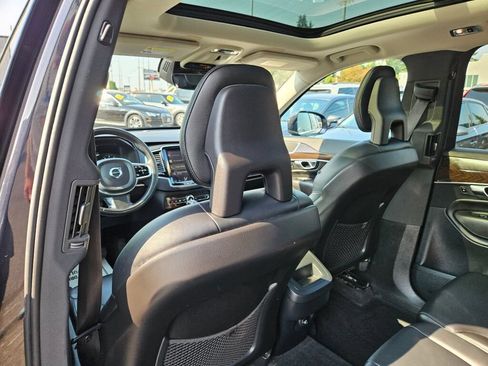 Used 2017 Volvo XC90 T5 Momentum w/ Vision Package AWD/4WD image 14