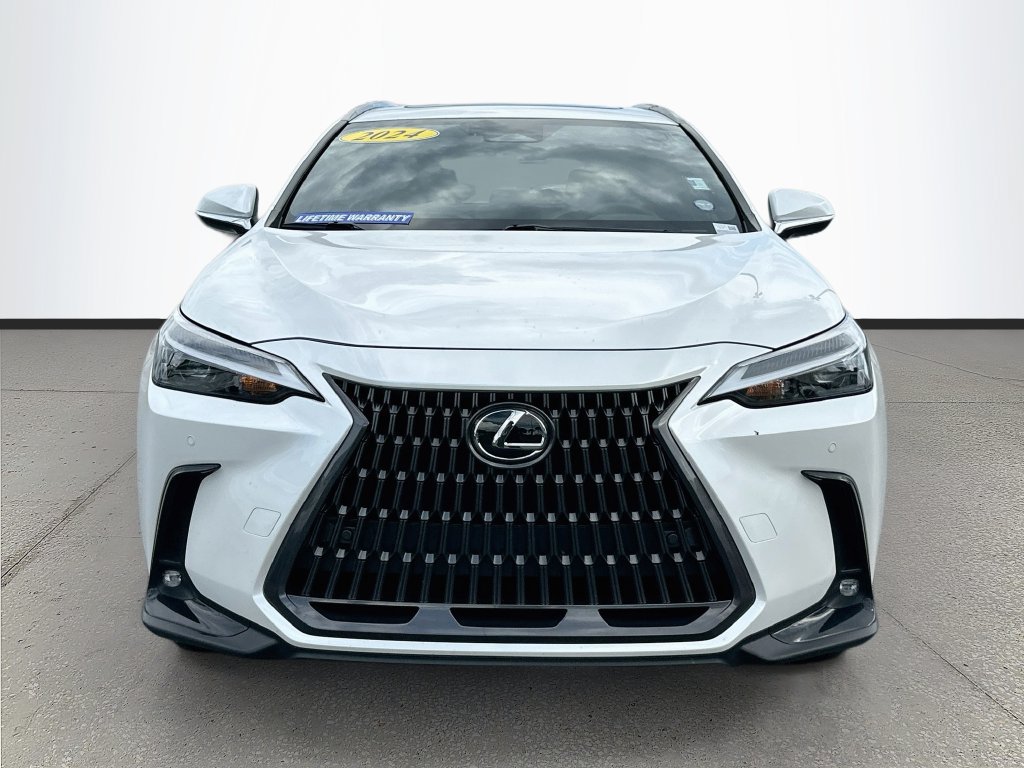 Used 2024 Lexus NX 250 FWD w/ Towing Package (2000 Lbs) image 2