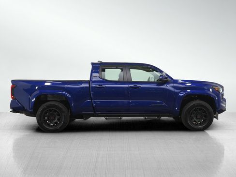 Used 2025 Toyota Tacoma SR5 image 6