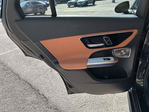 New 2027 Mercedes-Benz GLC 300 image 35