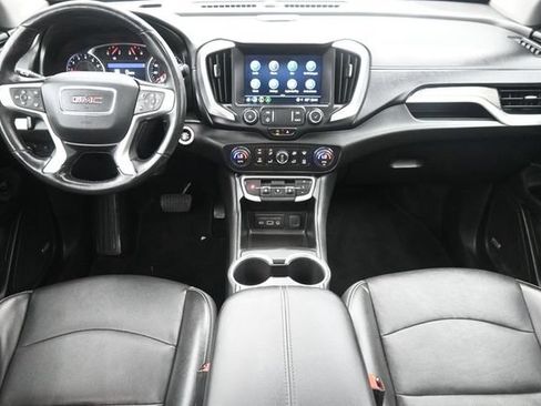 Used 2022 GMC Terrain SLT w/ Infotainment Package II FWD image 21