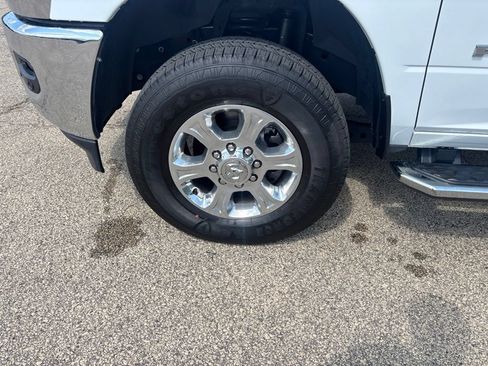 Used 2026 RAM 2500 Big Horn AWD/4WD image 9
